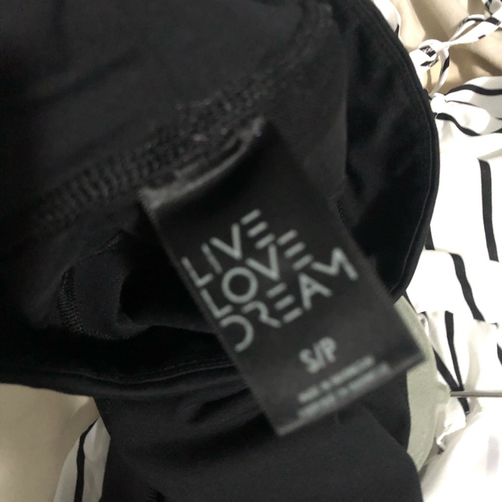 Cropped capri leggings